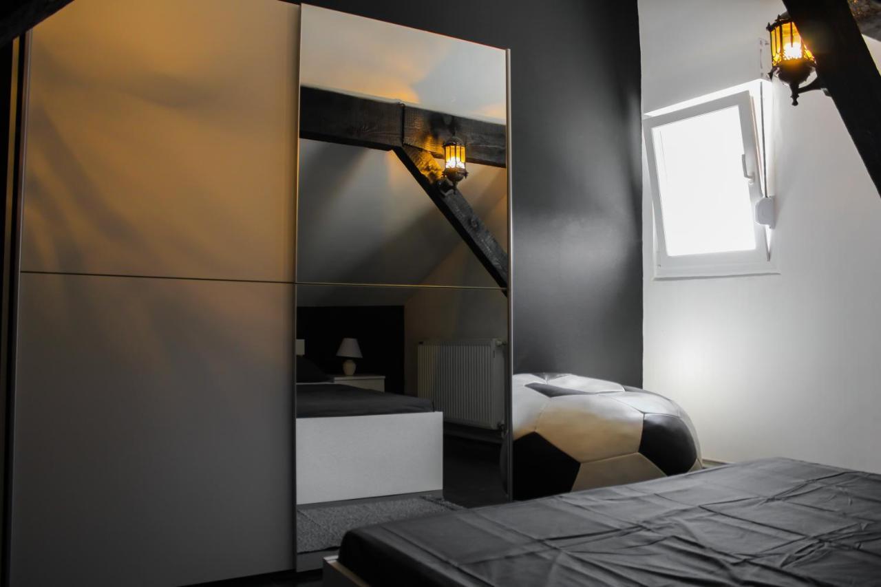 Bianco Nero Appartamento Ni Extérieur photo